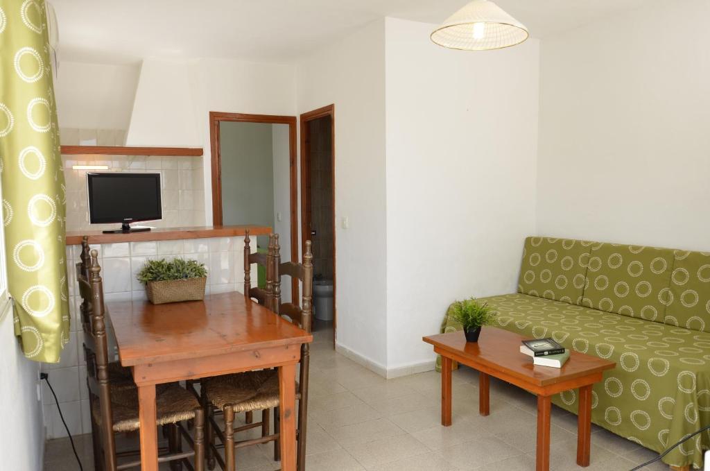 Apartamentos Eugenio La Sabina ラ・サヴィーナ 部屋 写真